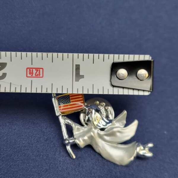 Gigi's Silver Tone Flying Angel Holding American Flag Small Lapel Brooch Pin - Image 4