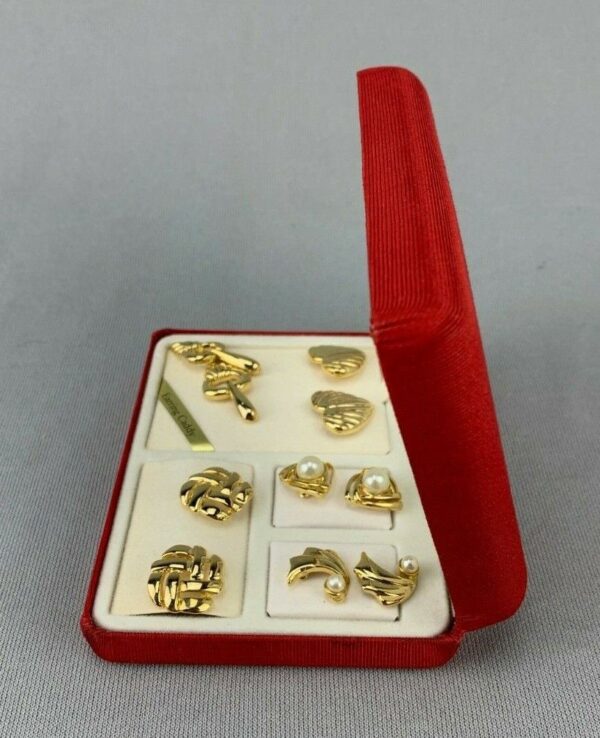 Vintage Earring Caddy with 5 sets of Vintage Fashion Jewelry Earrings - Image 5