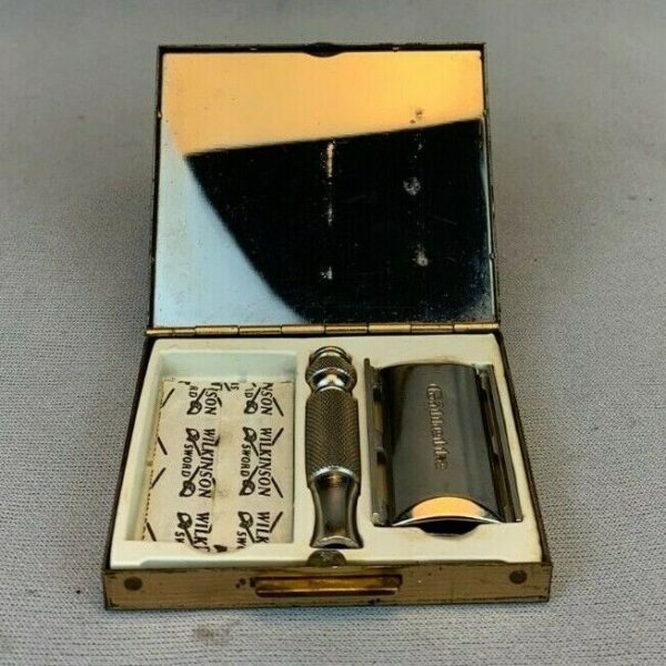 VINTAGE ORIENTAL PORTABLE RAZOR WITH LENTICULAR PICTURE WITH CONTAINER - Image 4